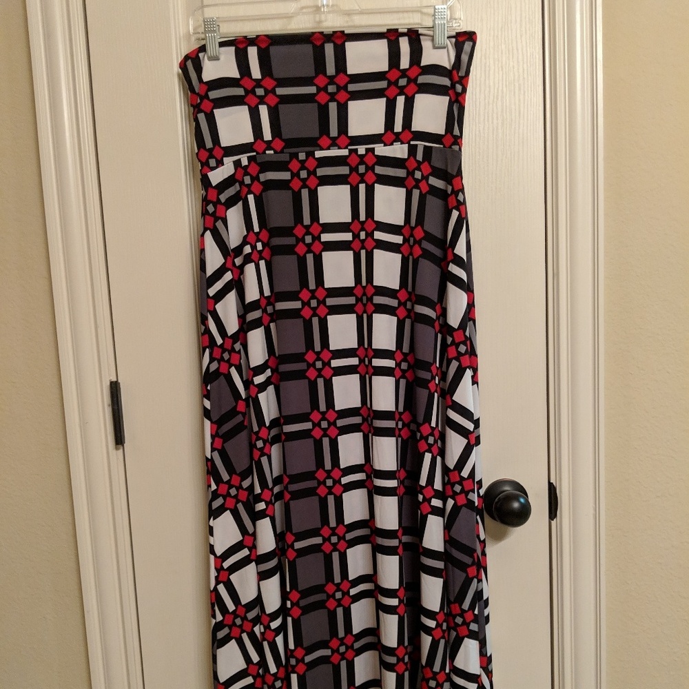 NWOT Small LulaRoe Maxi skirt